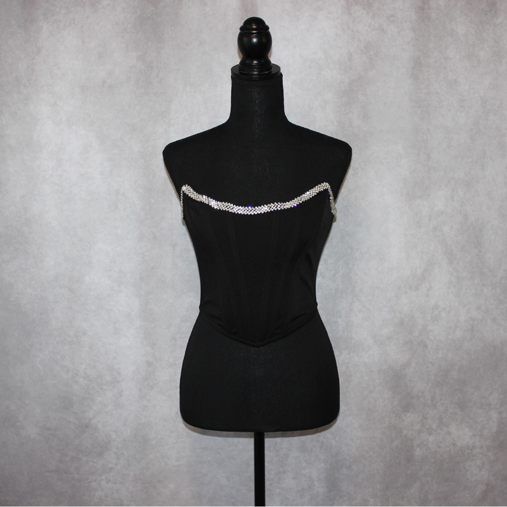 Miss Circle Black Corset Top in size Small
